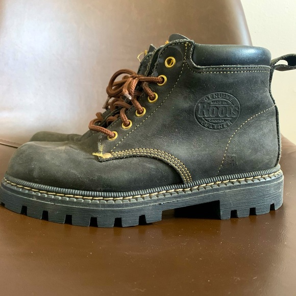Roots Tuff Boots - Picture 1 of 6
